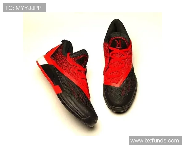 足球球星全新战靴亮相 引领潮流与竞技性能双重突破